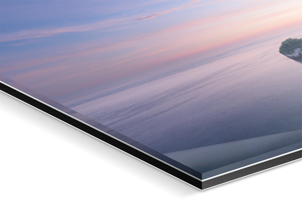 Diamond Beach Nusa Penida Bali mounted print acrylic glass 2mm dibond backing angled detail view