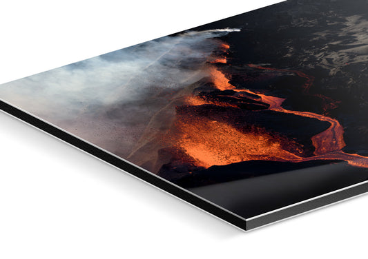 Lava Edge, Piton de la Fournaise dibond backing angled detail view