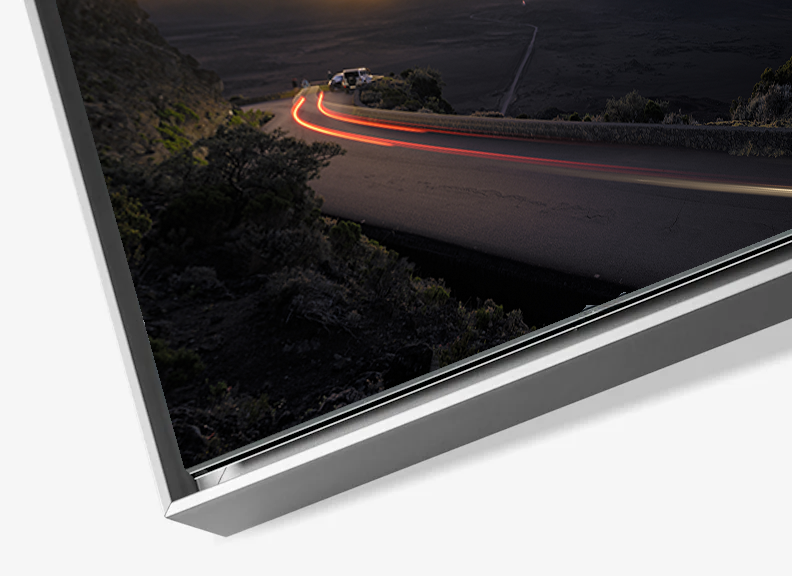 Pas des Sables light painting Reunion Island aluminium artbox silver frame corner detail angled view profile and face