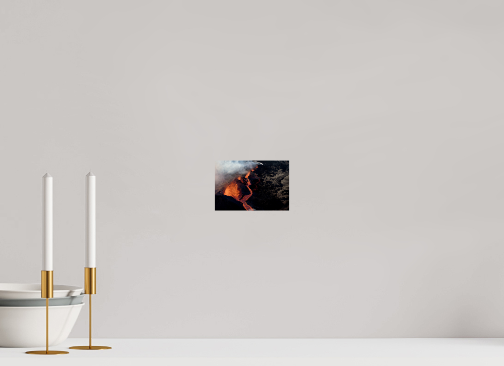 Lava Edge, Piton de la Fournaise - Photo Print Dibond backing Acrylic Option. 15 x 10 cm, Photo Print on Dibond Backing 3mm, unframed 